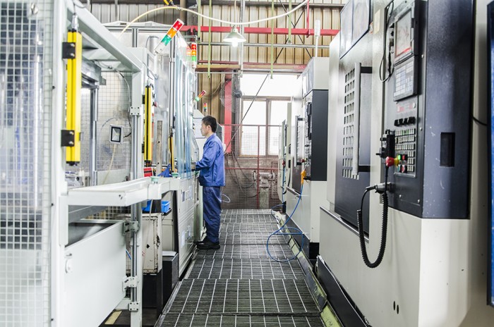 加工生產(chǎn)線(xiàn)（2）